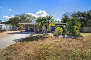2114 E Gardenia Circle, North Fort Myers, FL 33917 - Photo 1
