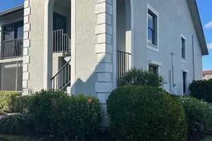 488 Veranda Way, Naples, FL 34104 - Photo 1