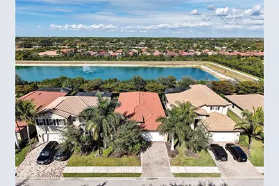 16313 Aberdeen Way, Naples, FL 34110 - Photo 1