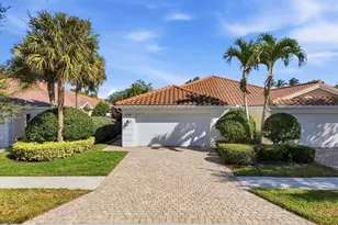 5728 Drummond Way, Naples, FL 34119 - Photo 1