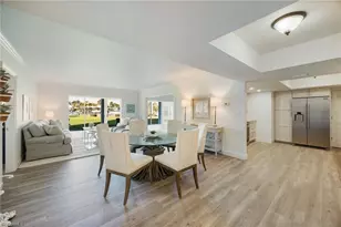 383 Harbour Dr, Naples, FL 34103 - Photo 1