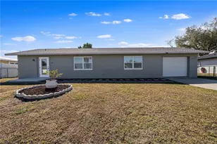 922 SE 27th Terrace, Cape Coral, FL 33904 - Photo 1