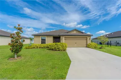 727 Morningview Ct, Lehigh Acres, FL 33974 - Photo 1