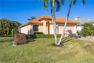 691 92nd Ave N, Naples, FL 34108 - Photo 1