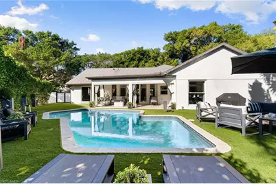 2570 Crayton Rd, Naples, FL 34103 - Photo 1