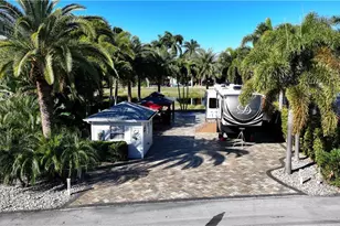 5736 Brightwood Dr, Fort Myers, FL 33905 - Photo 1