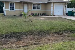 277 Benson St, Naples, FL 34113 - Photo 1