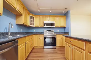 4053 Sandlewood Ln, Fort Myers, FL 33907 - Photo 1