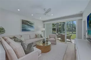 725 Luisa Ln, Naples, FL 34104 - Photo 2