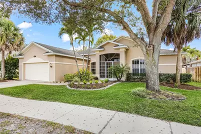 347 Burnt Pine Dr, Naples, FL 34119 - Photo 1