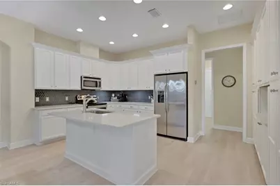 9524 Isla Bella Cir, Bonita Springs, FL 34135 - Photo 1