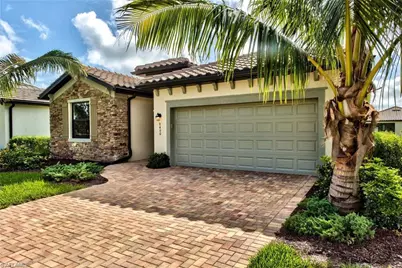 9460 Foxglove Ln, Naples, FL 34120 - Photo 1