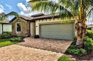 9460 Foxglove Ln, Naples, FL 34120 - Photo 1
