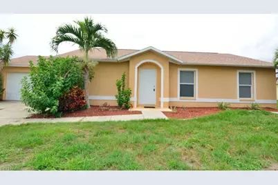 907 NE 10th Ter, Cape Coral, FL 33909 - Photo 1