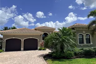 2724 Crystal Way, Naples, FL 34119 - Photo 1