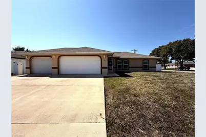102 SE 43rd Ln, Cape Coral, FL 33904 - Photo 1