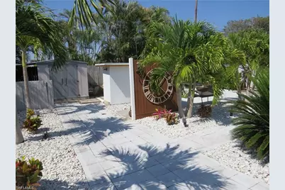 717 95th Ave N #3, Naples, FL 34108 - Photo 1