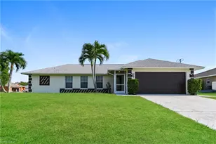 929 SW 31st St, Cape Coral, FL 33914 - Photo 1