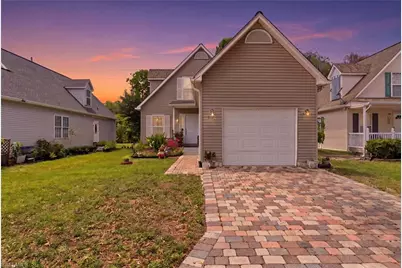 199 Leawood Cir, Naples, FL 34104 - Photo 1