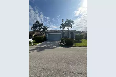 11016 Lakeland Cir, Fort Myers, FL 33913 - Photo 1