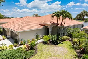 1992 Crestview Way, Naples, FL 34119 - Photo 1