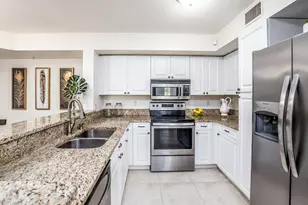 1240 Wildwood Lakes Blvd, Naples, FL 34104 - Photo 1