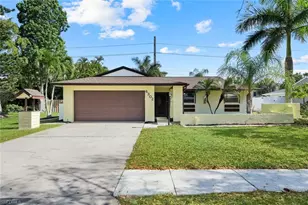 6302 Hofstra Ct W, Fort Myers, FL 33919 - Photo 1