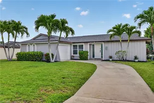 3813 SE 12th Pl, Cape Coral, FL 33904 - Photo 1