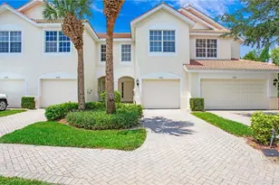 880 Hampton Cir, Naples, FL 34105 - Photo 1