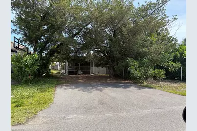 668 109th Ave N, Naples, FL 34108 - Photo 1