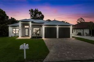4658 Del Rio Ln, Bonita Springs, FL 34134 - Photo 1