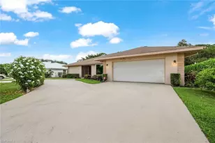509 Cypress Way E, Naples, FL 34110 - Photo 1