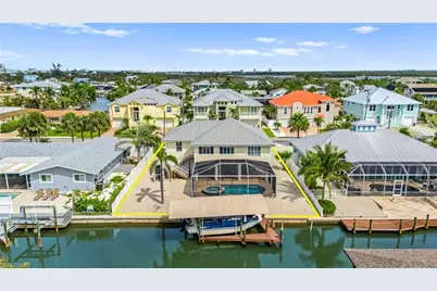 320 Madison Ct, Fort Myers Beach, FL 33931 - Photo 1