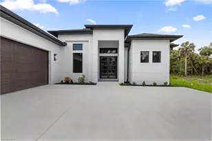 2703 2nd Ave NE, Naples, FL 34120 - Photo 1