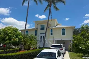 27260 Barbarosa St, Bonita Springs, FL 34135 - Photo 1