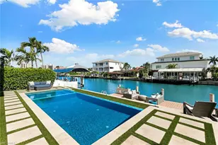357 Egret Ave, Naples, FL 34108 - Photo 1