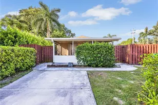 800 102nd Ave N, Naples, FL 34108 - Photo 1