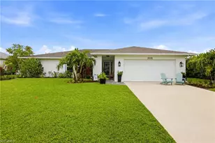 9690 Sussex St, Naples, FL 34109 - Photo 1