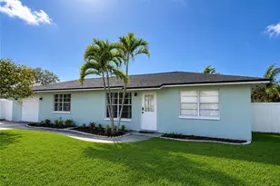 1428 SE 20th Ave, Cape Coral, FL 33990 - Photo 1