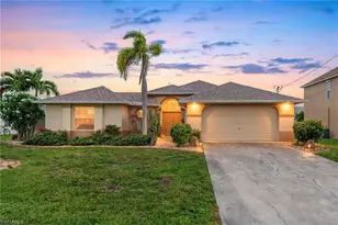 932 SW 4th Ave, Cape Coral, FL 33991 - Photo 1