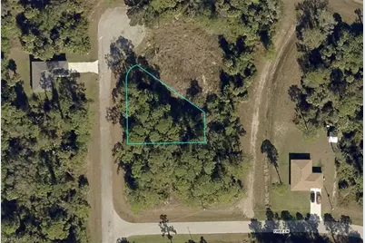 6004 Longfellow Ct, Labelle, FL 33935 - Photo 1