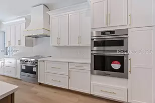 120 Shell Midden Ln, Hilton Head Island, SC 29928 - Photo 14