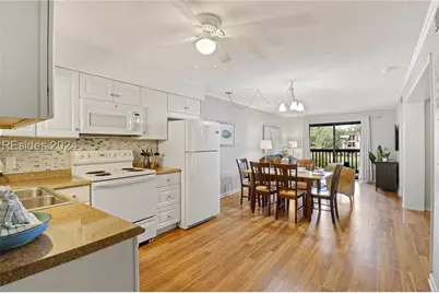 40 Folly Field Road #G15, Hilton Head Island, SC 29928 - Photo 4