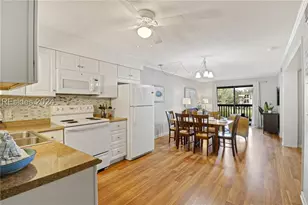 40 Folly Field Rd, Hilton Head Island, SC 29928 - Photo 4