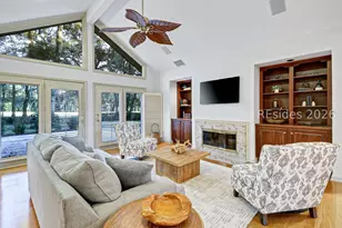 11 Dahlgren Ln, Hilton Head Island, SC 29928 - Photo 4