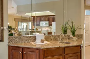 14 Wimbledon Ct, Hilton Head Island, SC 29928 - Photo 10