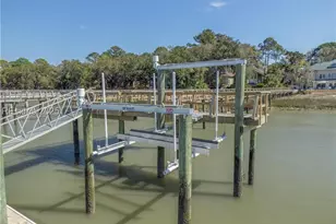25 N Calibogue Cay Rd, Hilton Head Island, SC 29928 - Photo 6