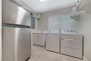 25 N Calibogue Cay Rd, Hilton Head Island, SC 29928 - Photo 40