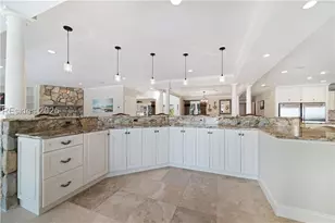 25 N Calibogue Cay Rd, Hilton Head Island, SC 29928 - Photo 14