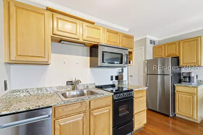 40 Folly Field Road #B344, Hilton Head Island, SC 29928 - Photo 10